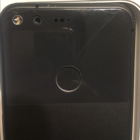 Google Pixel - Picture 2 of 2